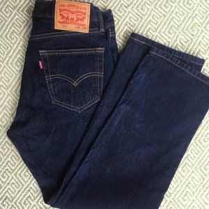 Men's Dark Wash Levi Jeans